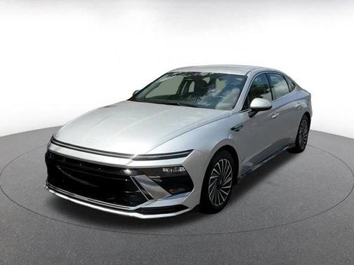 2024 Hyundai SONATA Hybrid SE