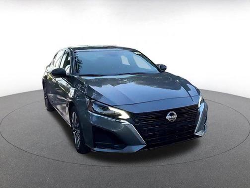 Gun Metallic 2025 Nissan Altima SV FWD