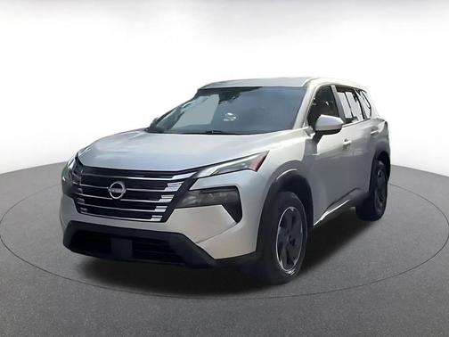 Brilliant Silver Metallic 2025 Nissan Rogue SV
