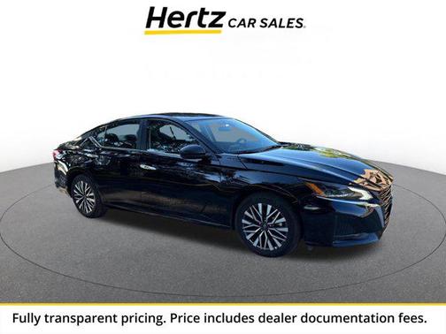 Super Black 2025 Nissan Altima SV FWD
