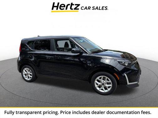 Fusion Black 2025 Kia Soul LX