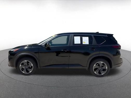 Super Black 2025 Nissan Rogue SV