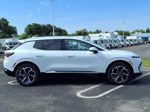 2025 Chevrolet Equinox EV LT