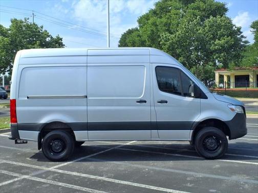 2022 Mercedes-Benz Sprinter 2500 Cargo 144 WB