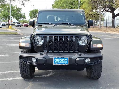 Sarge Green Clearcoat 2023 Jeep Gladiator Willys 4x4