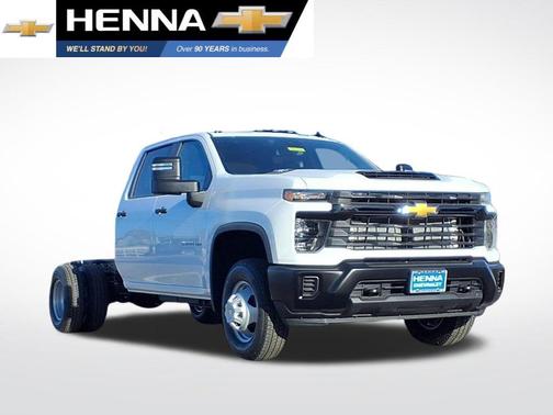 Summit White 2026 Chevrolet Silverado 3500 WT