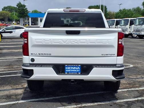 2025 Chevrolet Silverado 1500 Custom