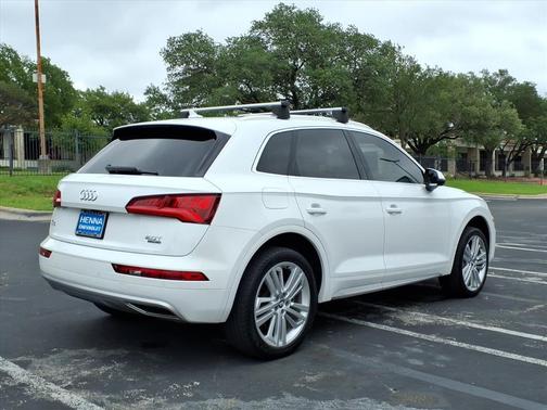 Ibis White 2018 Audi Q5 2.0T Tech Premium
