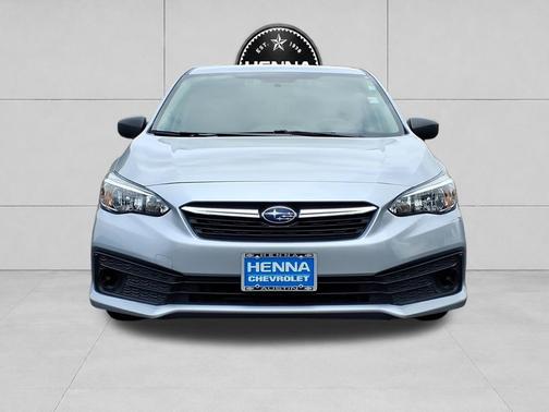 Ice Silver Metallic 2022 Subaru Impreza Base