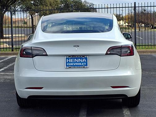 2023 Tesla Model 3 Standard Range