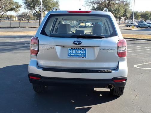 2015 Subaru Forester 2.5i