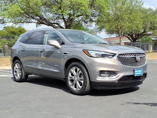 Pepperdust Metallic 2019 Buick Enclave Avenir