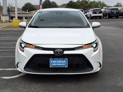 Super White 2021 Toyota Corolla LE