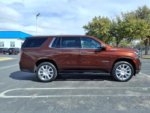 2022 Chevrolet Tahoe 4WD High Country