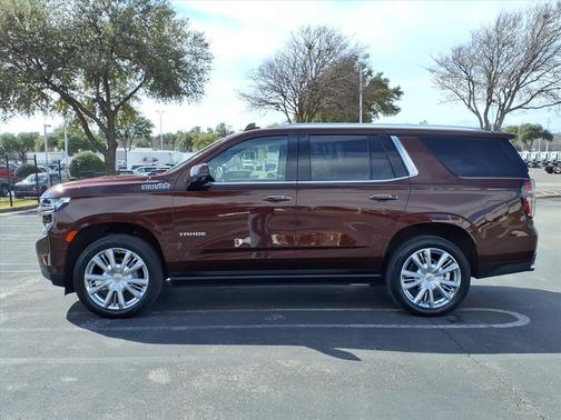 2022 Chevrolet Tahoe 4WD High Country