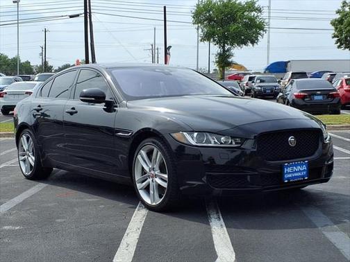 2019 Jaguar XE 30t Prestige