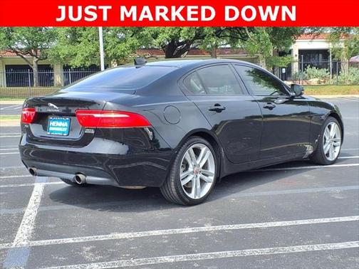 2019 Jaguar XE 30t Prestige