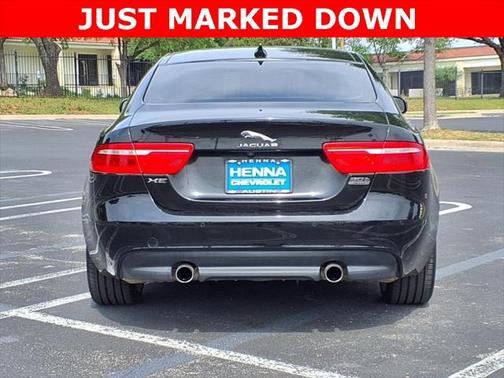 2019 Jaguar XE 30t Prestige
