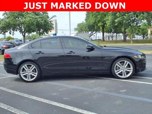 2019 Jaguar XE 30t Prestige