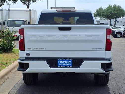 2025 Chevrolet Silverado 1500 Custom