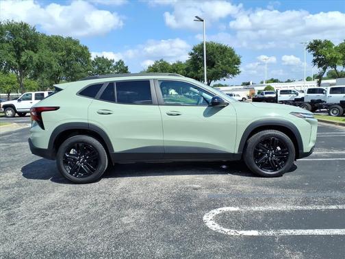 Cacti Green 2024 Chevrolet Trax FWD ACTIV