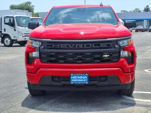 2025 Chevrolet Silverado 1500 Custom