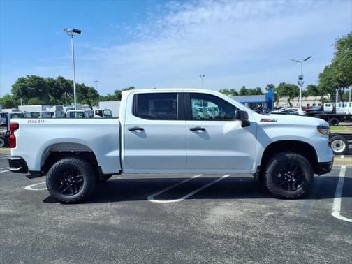 2025 Chevrolet Silverado 1500 Custom Trail Boss
