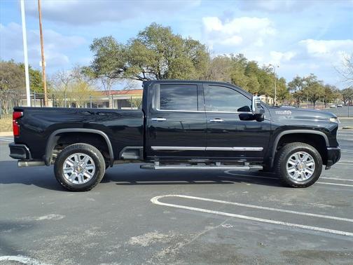 2025 Chevrolet Silverado 2500 High Country