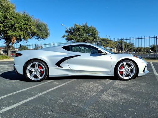 2023 Chevrolet Corvette Stingray w/1LT