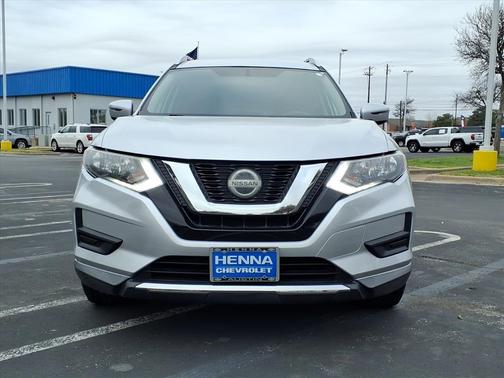 2018 Nissan Rogue SV