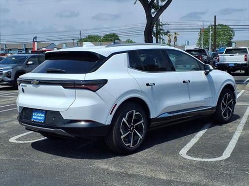 2025 Chevrolet Equinox EV LT