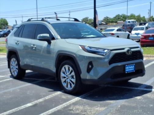 2023 Toyota RAV4 XLE Premium