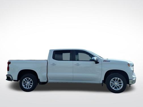 Summit White 2026 Chevrolet Silverado 1500 LT