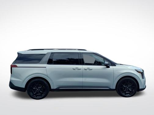 Ivory Silver 2025 Kia Carnival SX Prestige