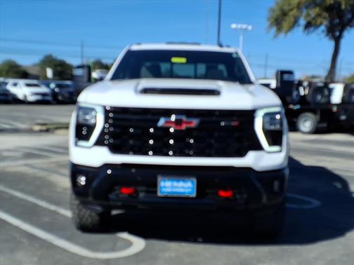 2026 Chevrolet Silverado 2500 Crew Cab, Standard Bed, XR2, 4WD