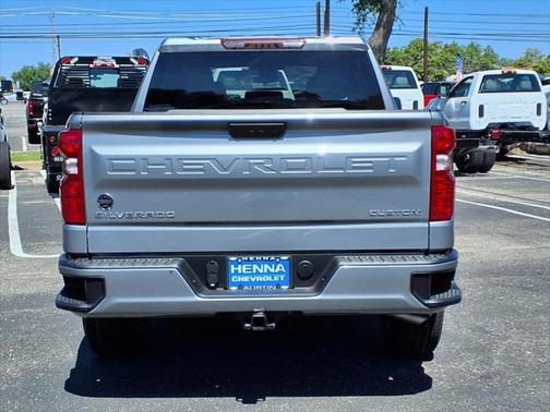2025 Chevrolet Silverado 1500 Custom