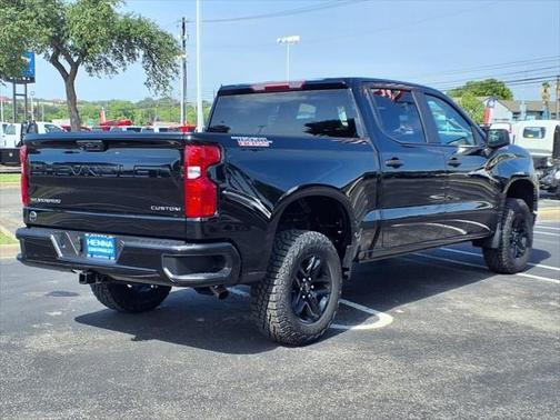 2025 Chevrolet Silverado 1500 Custom Trail Boss