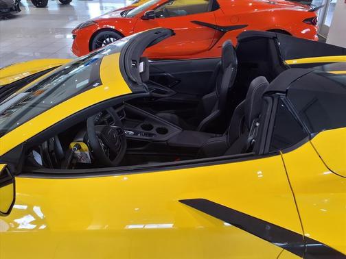 2026 Chevrolet Corvette Stingray w/2LT