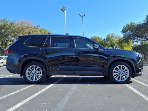 2024 Toyota Grand Highlander Platinum