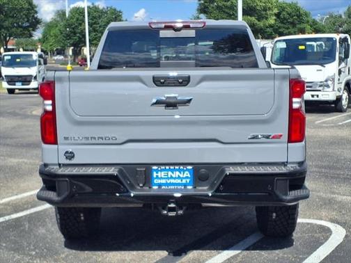 2025 Chevrolet Silverado 1500 ZR2