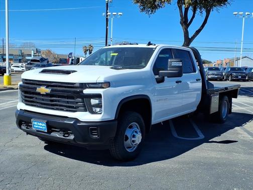 2026 Chevrolet Silverado 3500 WT