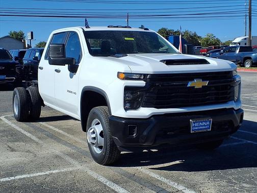 2026 Chevrolet Silverado 3500 WT