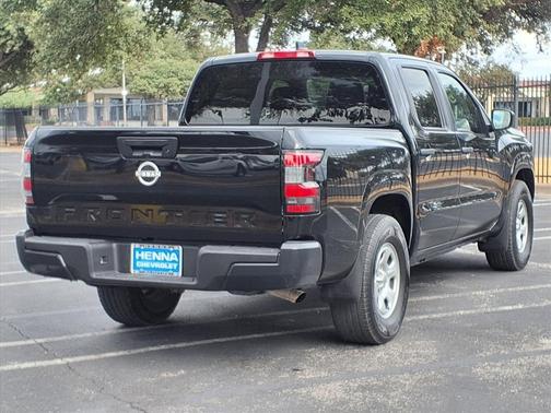 2024 Nissan Frontier S
