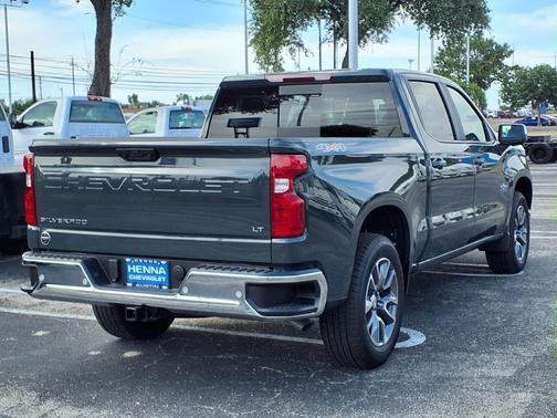 2025 Chevrolet Silverado 1500 LT