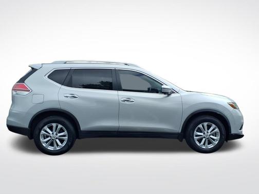 Brilliant Silver 2016 Nissan Rogue SV