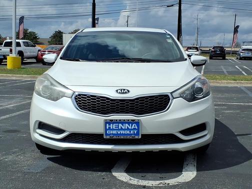 Snow White Pearl 2015 Kia Forte LX