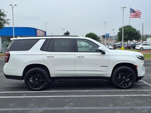 2022 Chevrolet Tahoe 4WD RST
