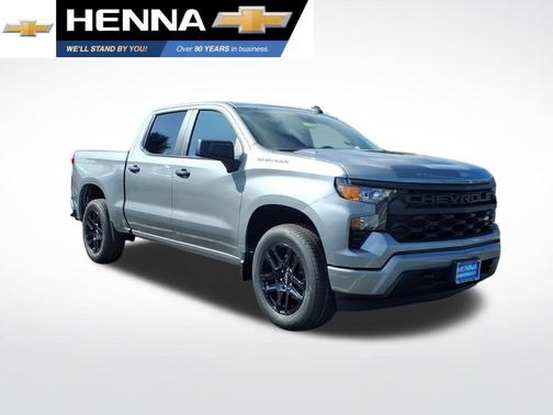 Sterling Gray Metallic 2026 Chevrolet Silverado 1500 Custom