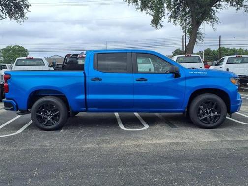 2025 Chevrolet Silverado 1500 Custom