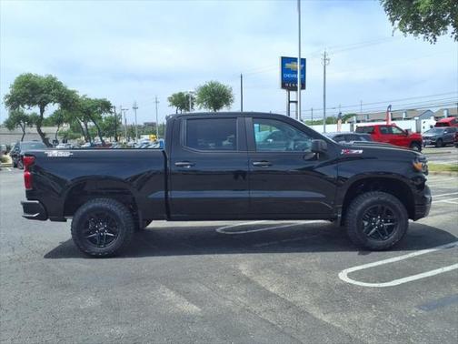 2025 Chevrolet Silverado 1500 Custom Trail Boss